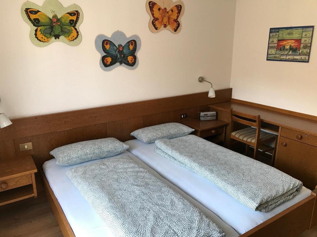 Ferienwohnung Haus Michael Niederdorf Zimmer foto